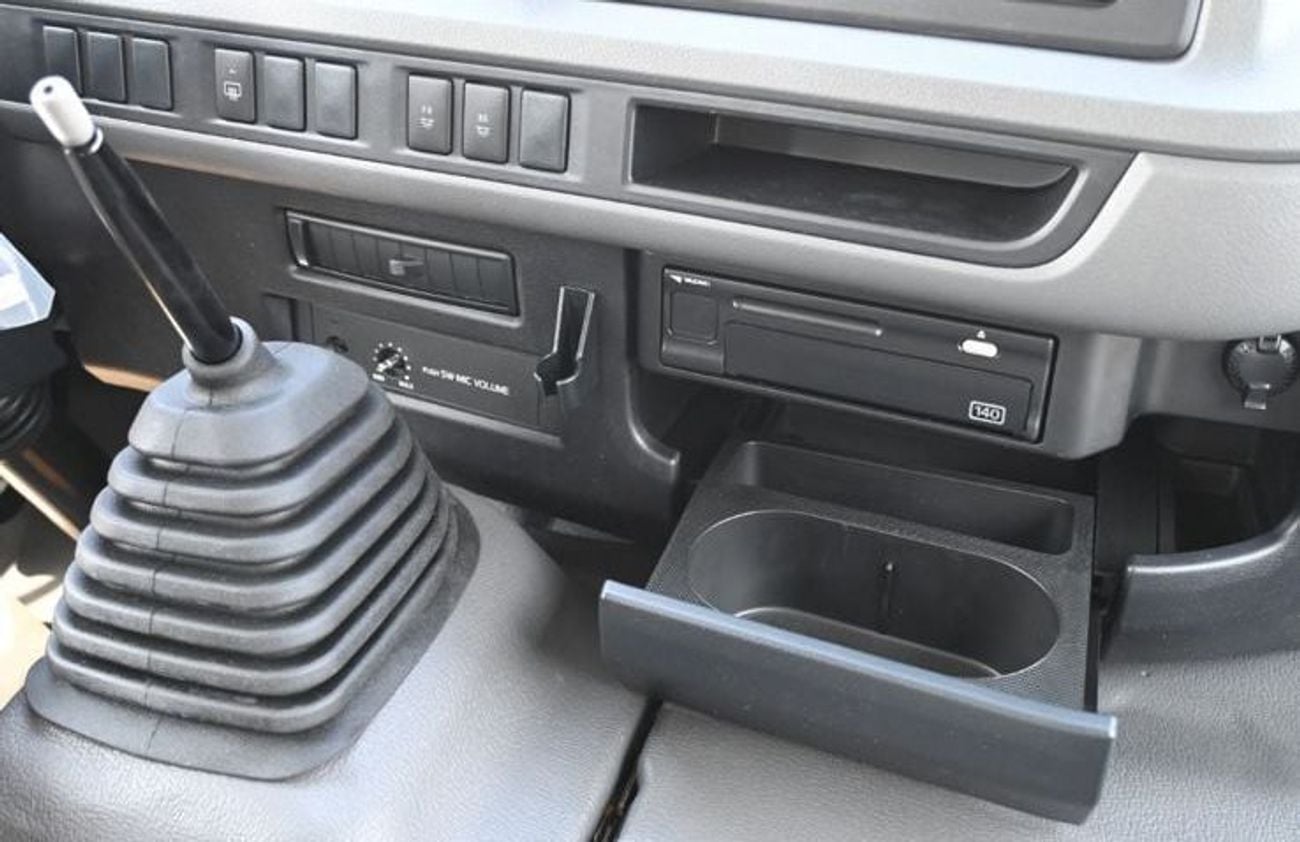 تويوتا كوستر 2.7L (23-Seater) Manual, Automatic Door, Model 2025 For Export