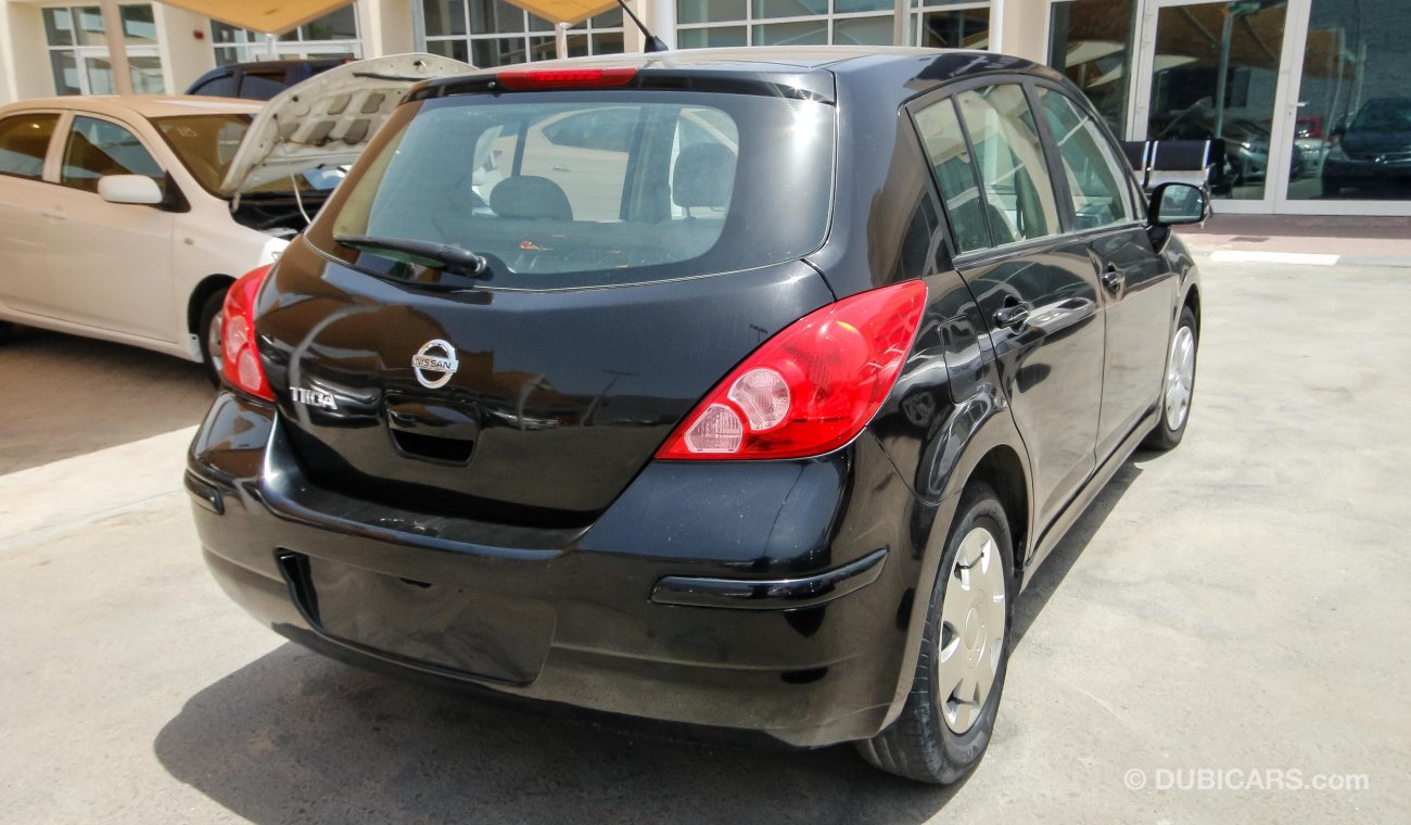 Nissan Tiida