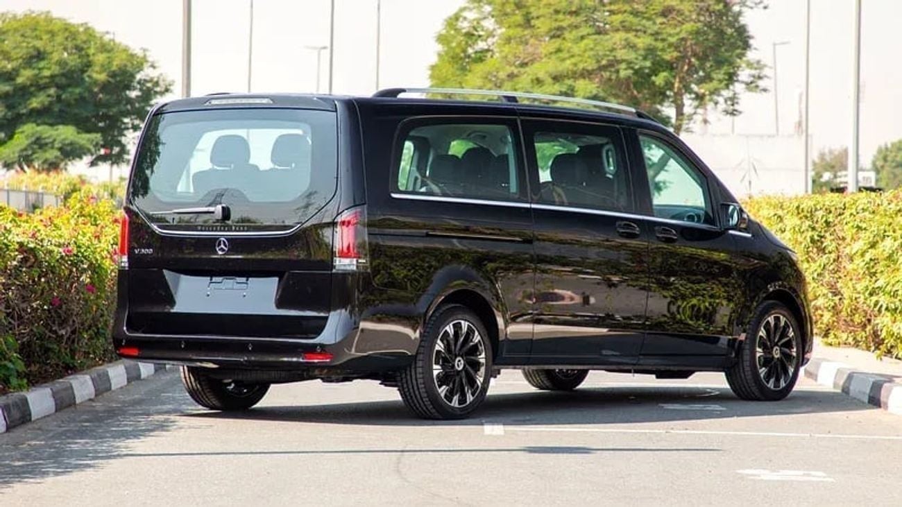 مرسيدس بنز V 300 Avantgarde Plus Extra Long | 2025 | GCC Specs | with 2 Years Agency Warranty