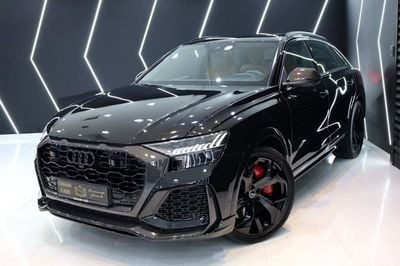 Audi RS Q8 Quattro, Ceramic Brakes, Carbon Fiber Package, Bang N Olufsen Audio, GCC Specs!!