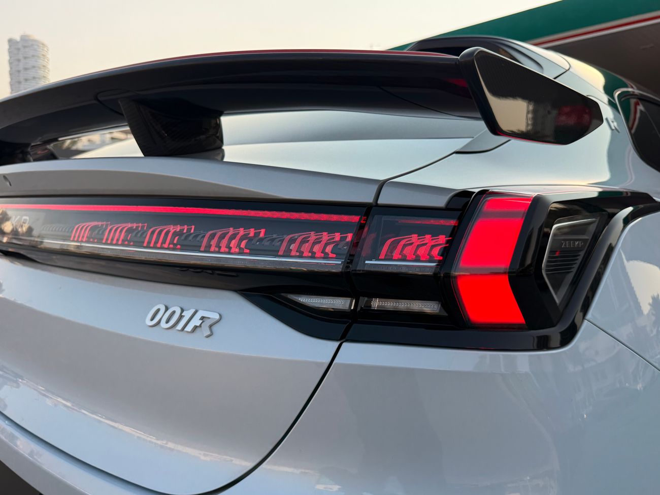 Zeekr 001 FR SPORT 1265 HP 4WD