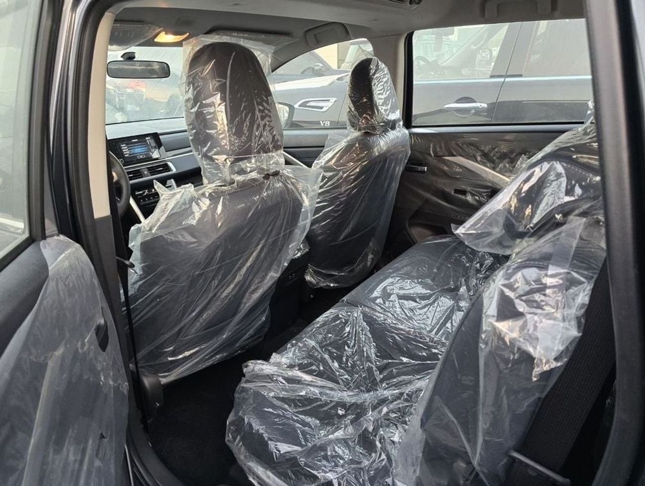 Mitsubishi Xpander Cross 1.5L PETROL A/T