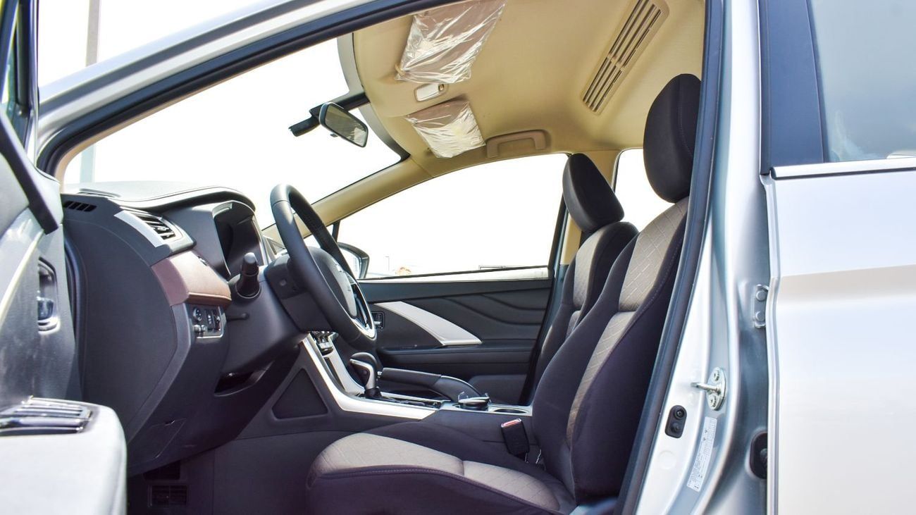 ميتسوبيشي إكسباندر كروس Brand New Mitsubishi XpanderCross 2024 1.5L A/T FWD|Petrol|Silver/Black |XPANDER-CR-25| FOR EXPORT O