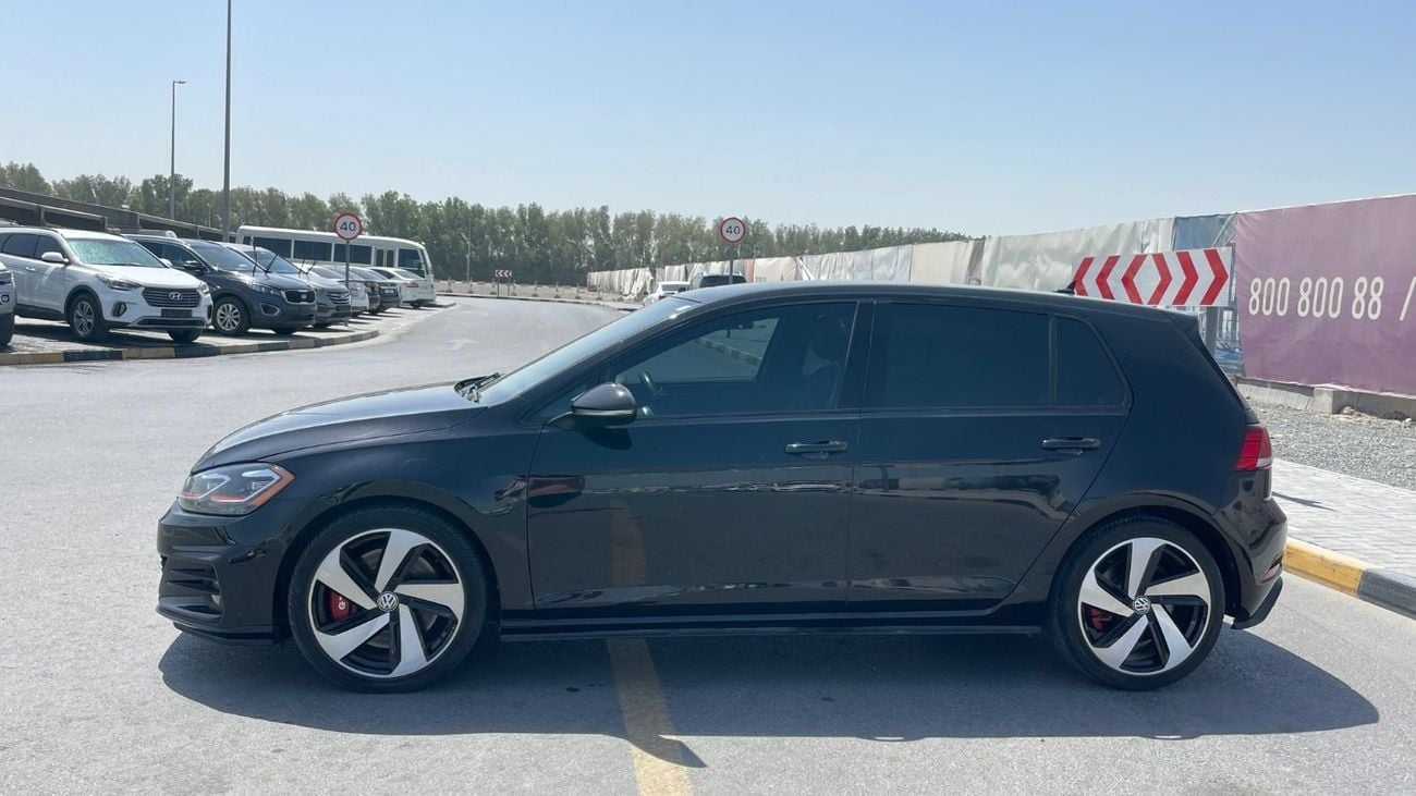 Volkswagen Golf GTI Sport 2.0T FuLL Option