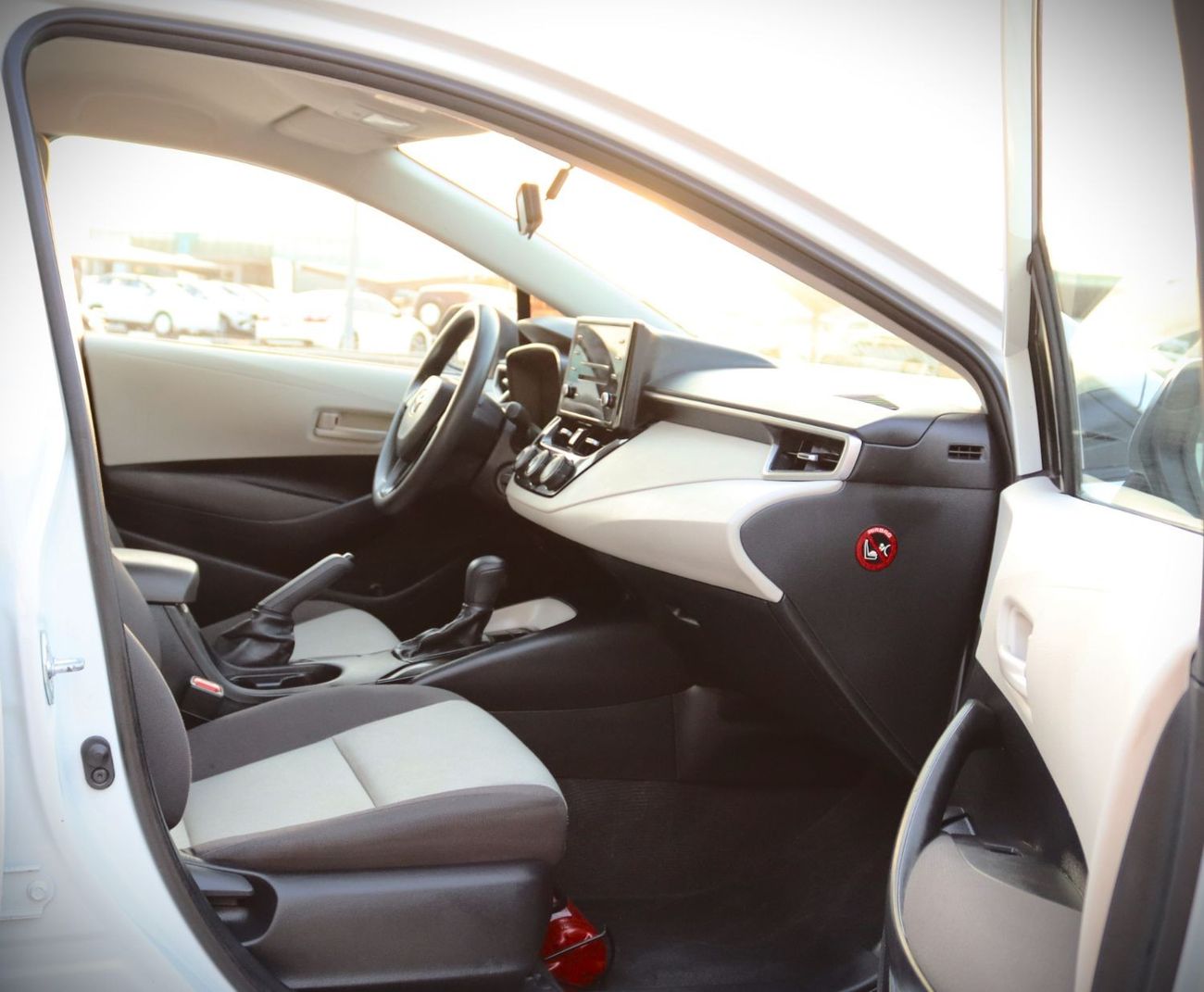 Toyota Corolla SE Toyota Corolla 2020 (GCC ) very good condition without accident original paint 1.6