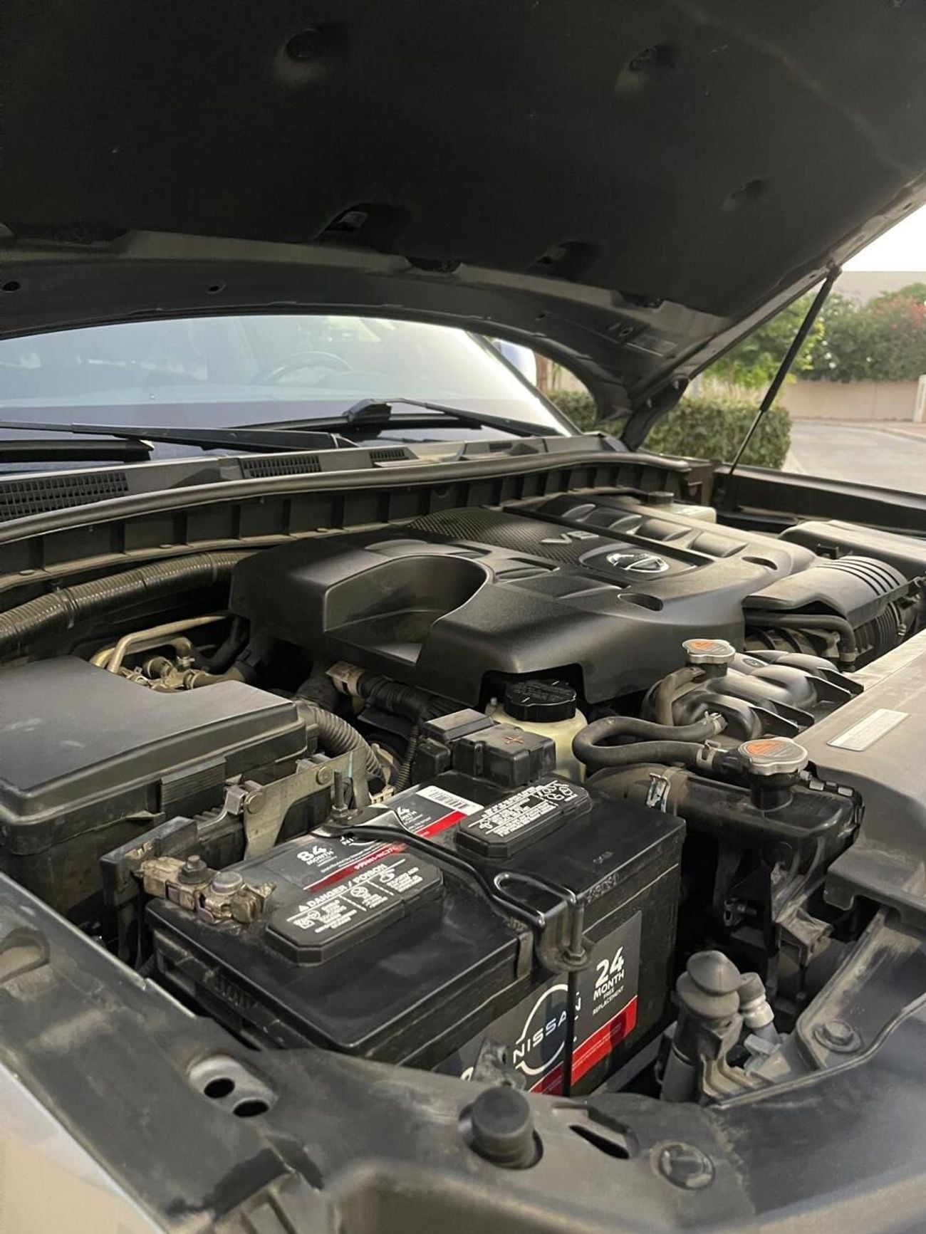 Nissan Armada SL (NON GCC)