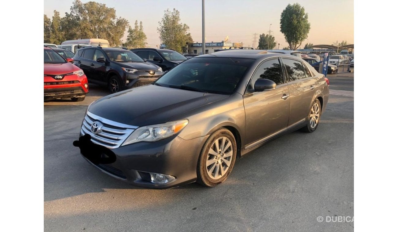 تويوتا أفالون TOYOTA AVALON  LIMITED FULL OPTOINS