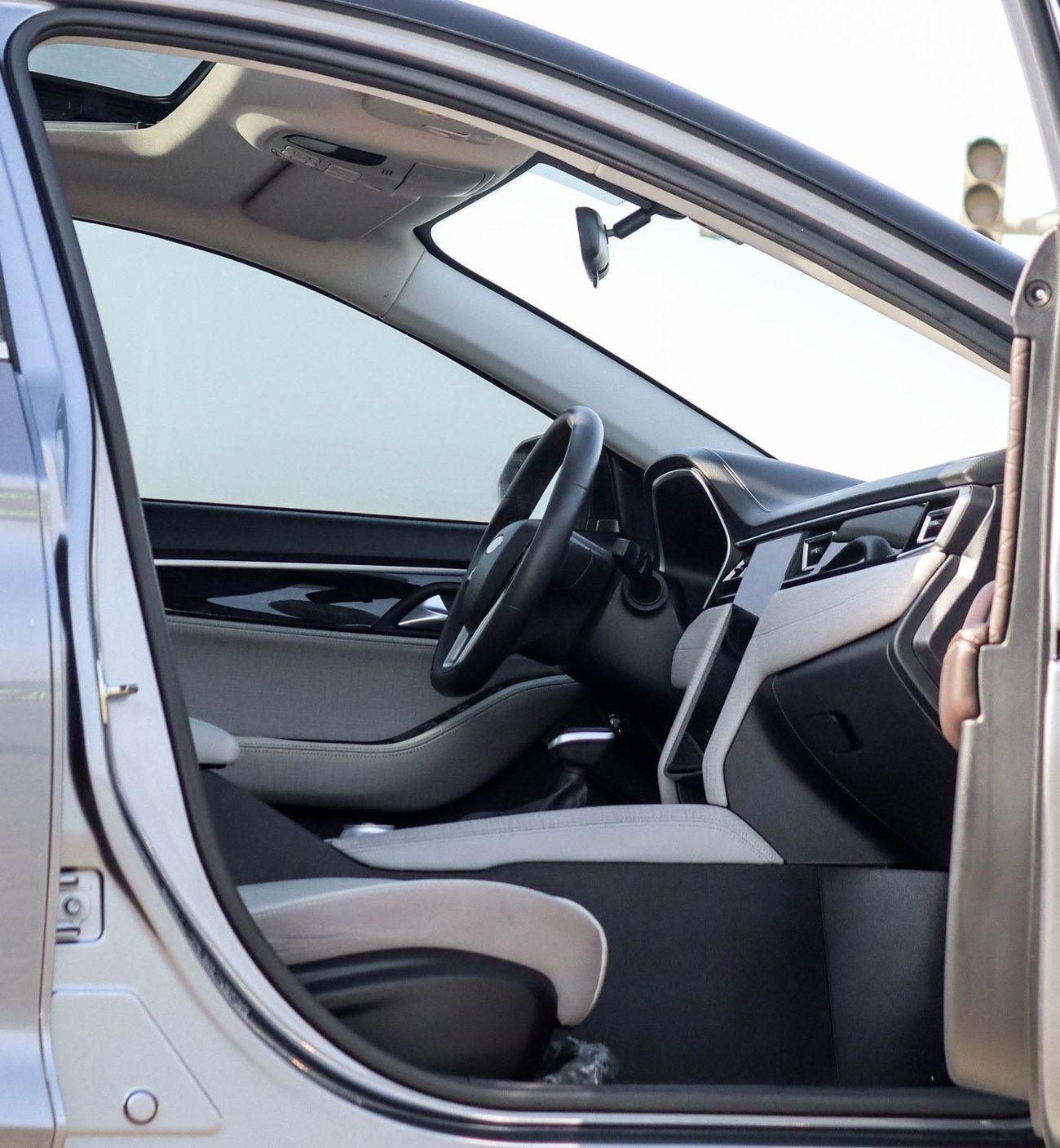 جاك J7 جاك J7 سعة 1.5 لتر، موديل 2023، خليجي، طلاء أصلي، خالية من الحوادث، بحالة ممتازة، رقم الموديل 564