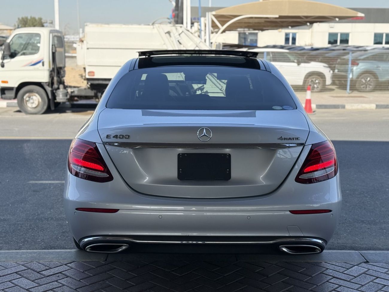 Mercedes-Benz E 400