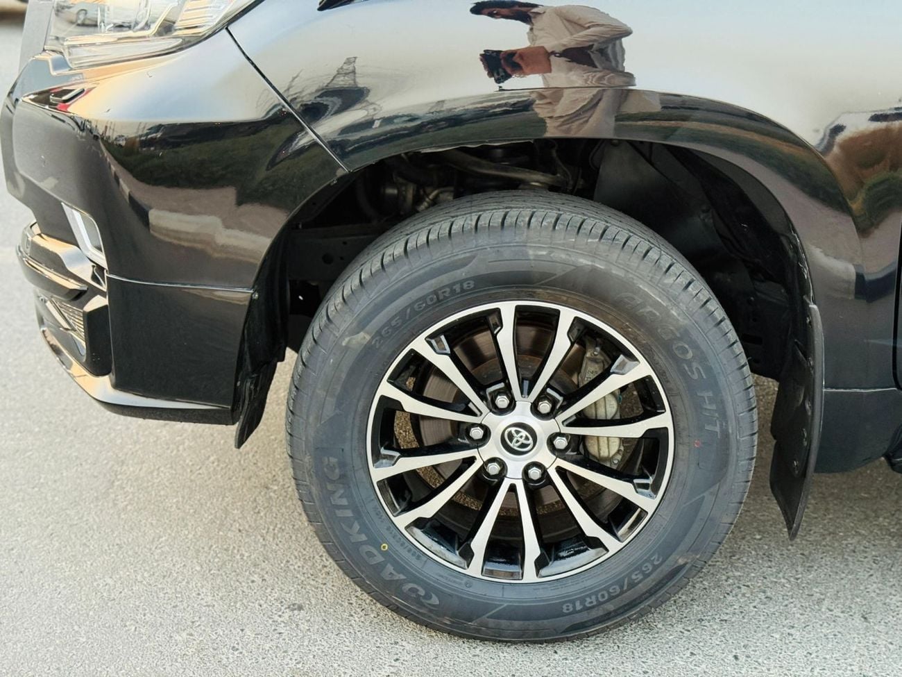 Toyota Prado TXL1 Toyota Prado 2022 black 7 seaters 4x4 RHD diesel engine 2.8L full option