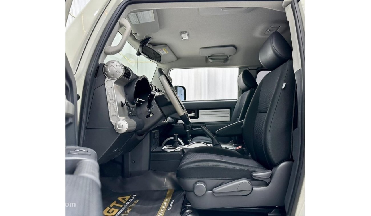 تويوتا إف جي كروزر STD 2020 Toyota FJ Cruiser, Full Service History, Warranty, Low kms, GCC Spec