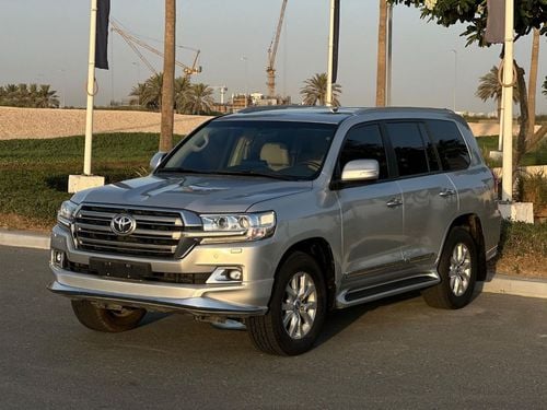 Toyota Land Cruiser GXR 4.0L (271 HP) 4WD