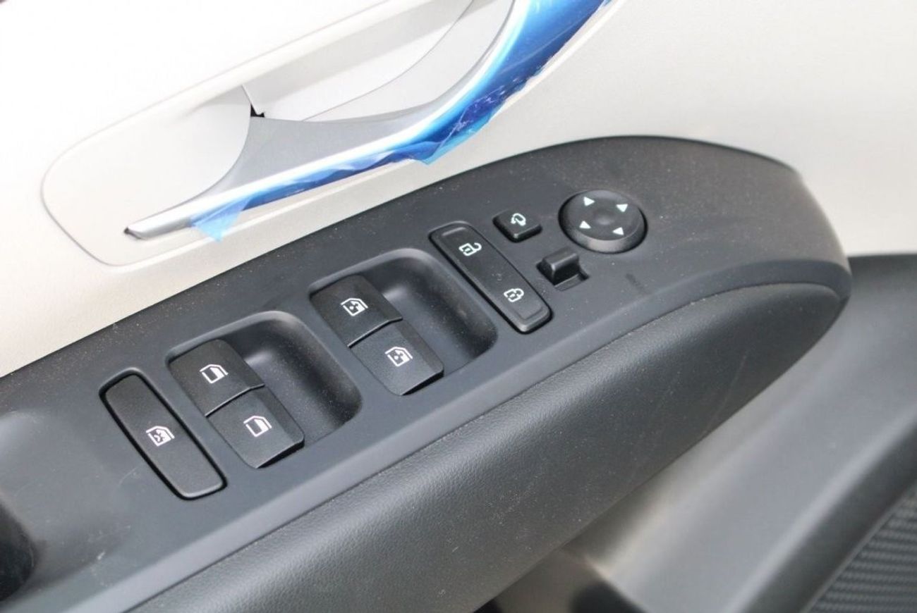 هيونداي توسون HYUNDAI TUCSON 2.5L PETROL 4WD ROYAL PLUS AUTO