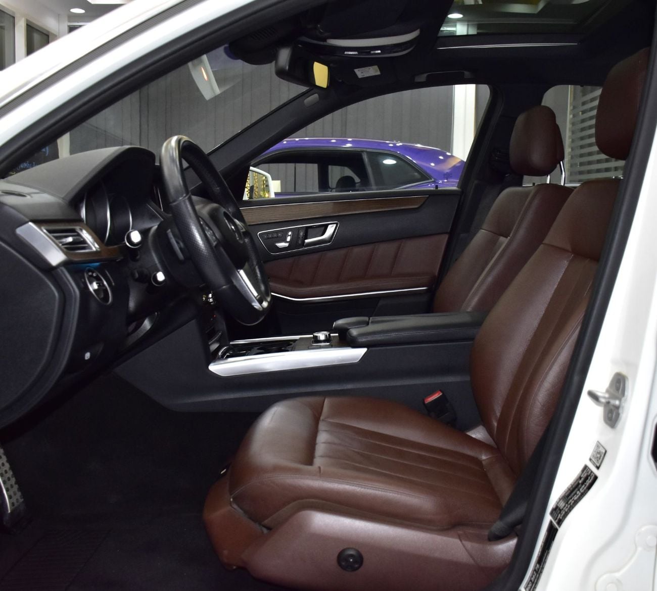 Mercedes Benz E300 AVANTGARDE SPORT EXCELLENT DEAL for our Mercedes Benz E300 ( 2014 Model ) in White Color GCC Specs