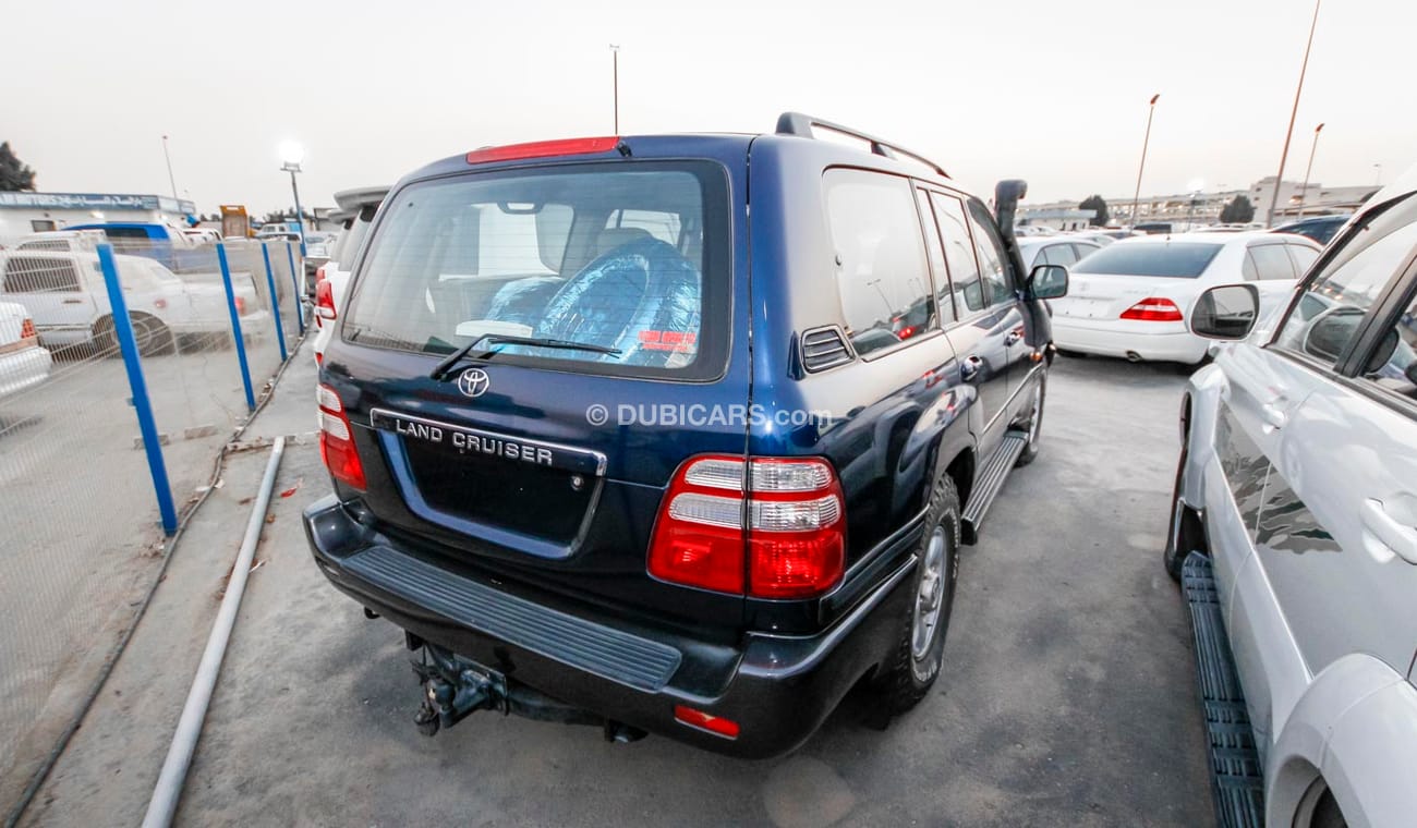 Used Toyota Land Cruiser Safari 2002 for sale in Dubai 5211