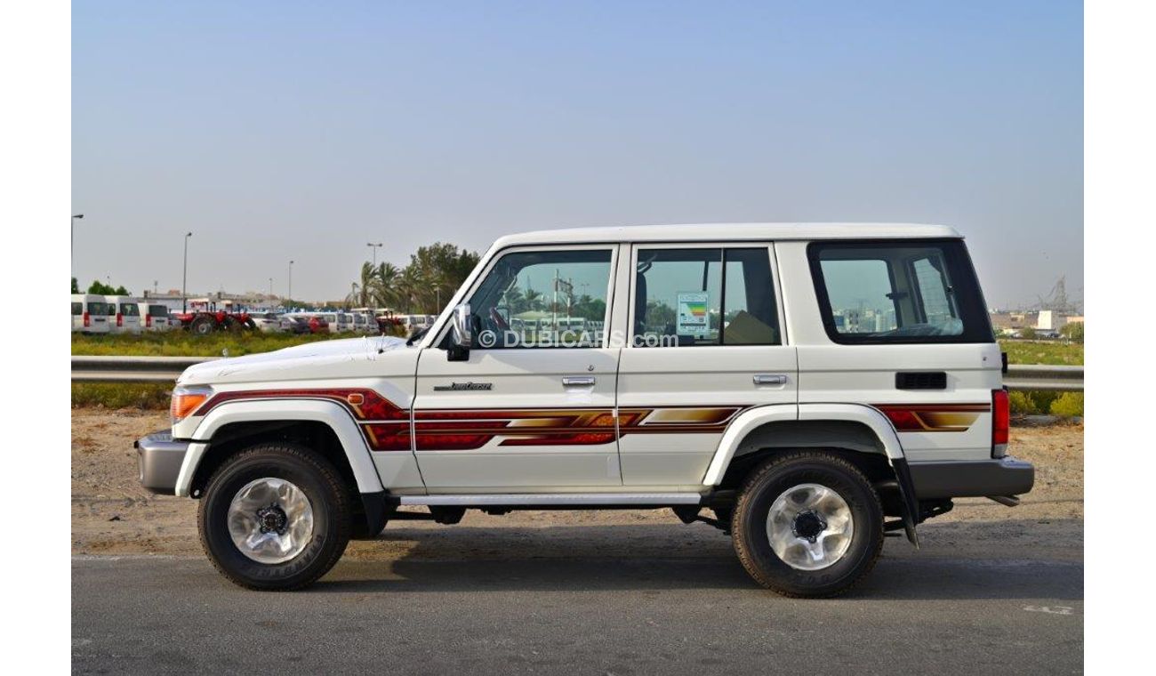 Toyota Land Cruiser 70 DLX  V8 4.5L Turbo Diesel 4wd Manual Transmission
