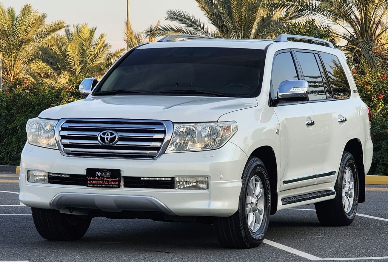 تويوتا لاند كروزر GX.R V8 full options