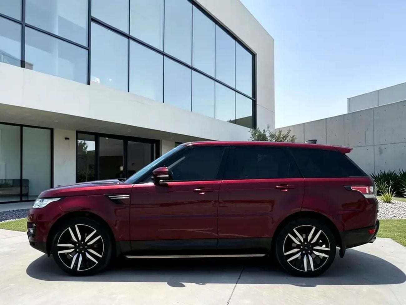 لاند روفر رينج روفر سبورت TOP AED 2,340 P.M | 0% DOWN PAYMENT | RANGE ROVER SPORT SE | 2017 | 1ST OWNER | GCC SPECS