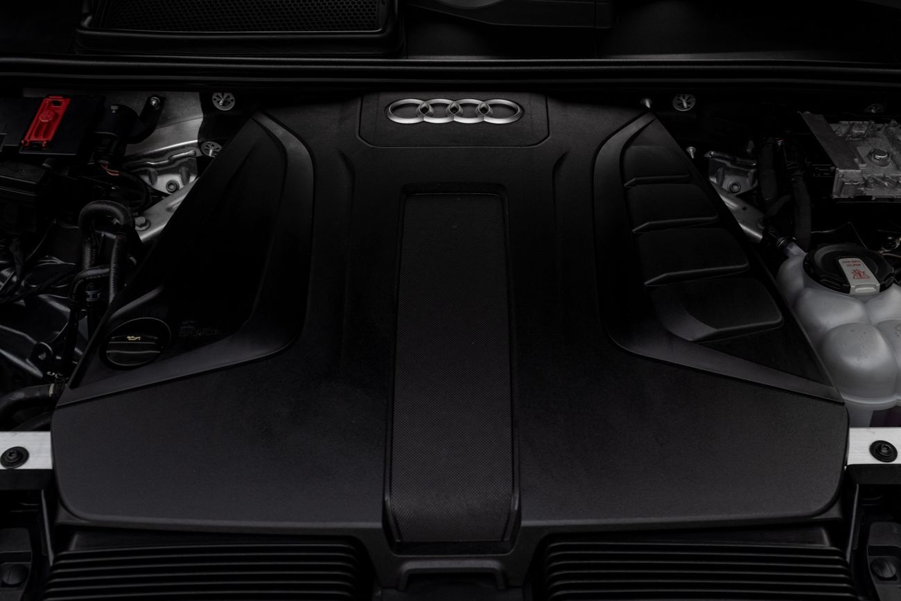 Audi Q7 Q7 S-Line | 4,505 P.M | 0% Downpayment | AUDI WARRANTY & SERVICE