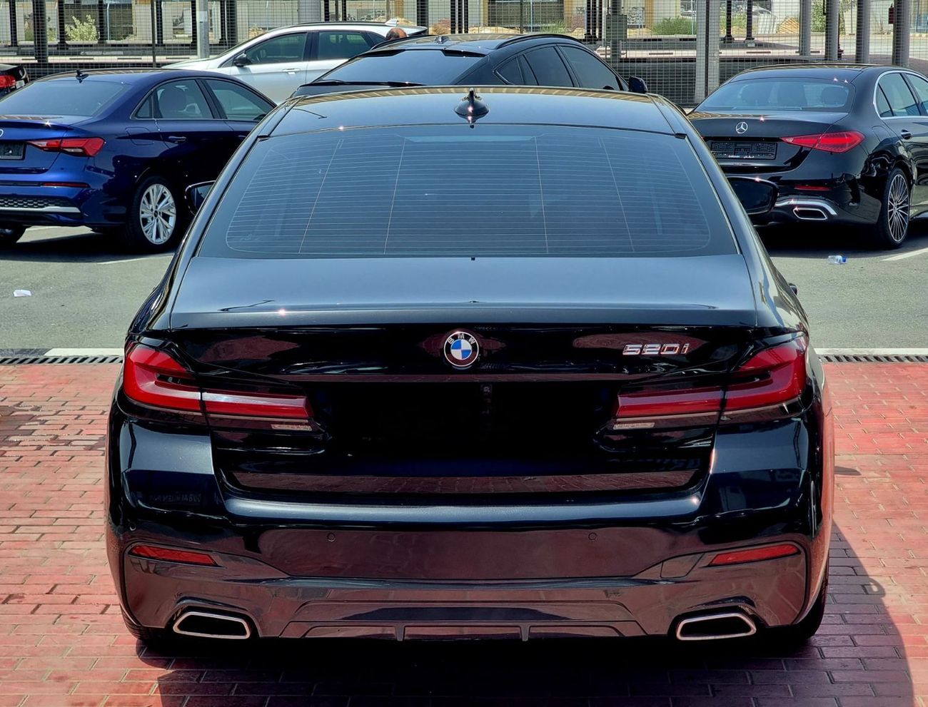 بي أم دبليو 520i Executive 1.6L