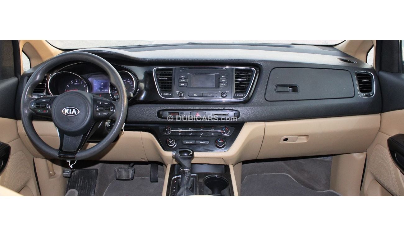 Kia Carnival Kia Carnival 2016 GCC in excellent condition without accidents No. 2 very clean from inside and outs