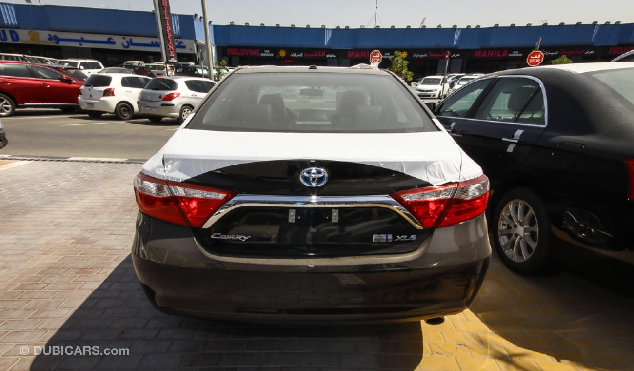 Toyota Camry HYBRID SYNERGY DRIVE X.LE