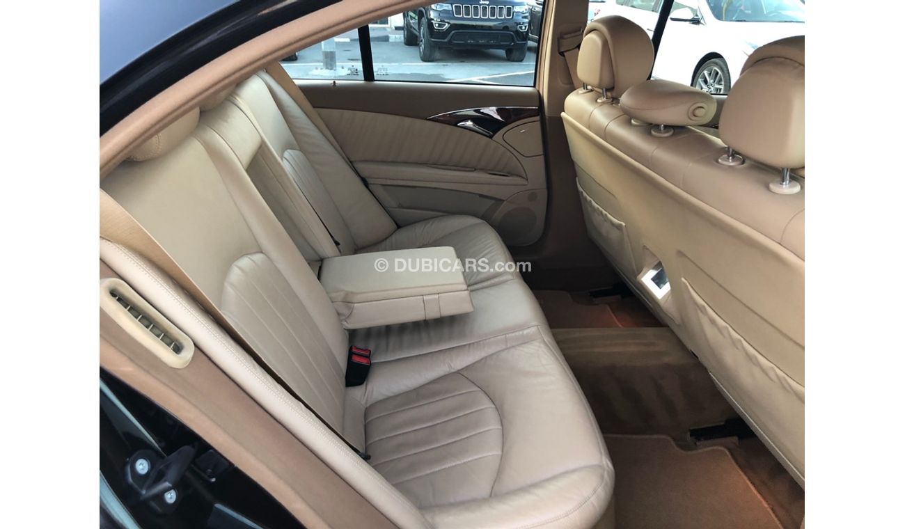 مرسيدس بنز E 350 موديل 2007 خليجي 6ابواب فل مواصفات كراسي جلد ومثبت سرعه وتحكم كهربي كامل ونظام صوت ممتاز وكاميرا خلف