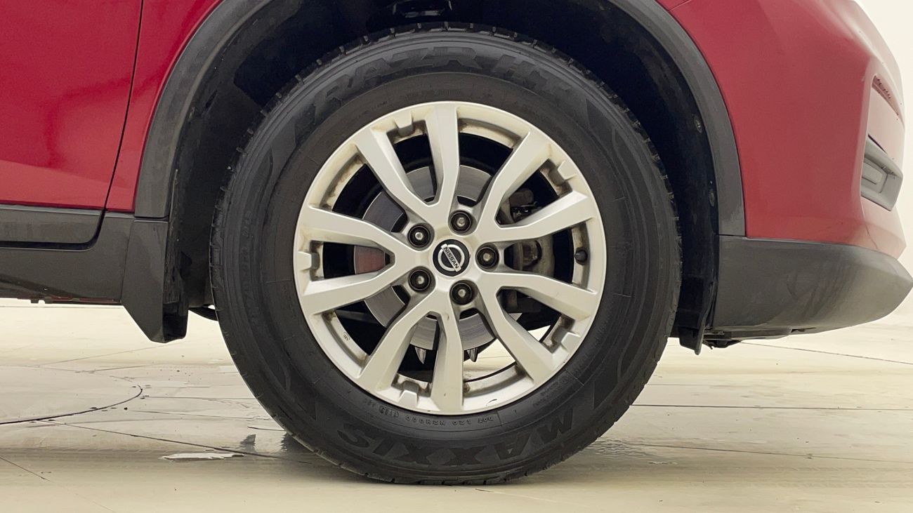 نيسان إكس تريل S 2.5 | بدون دفعة مقدمة | اختبار القيادة في المنزل