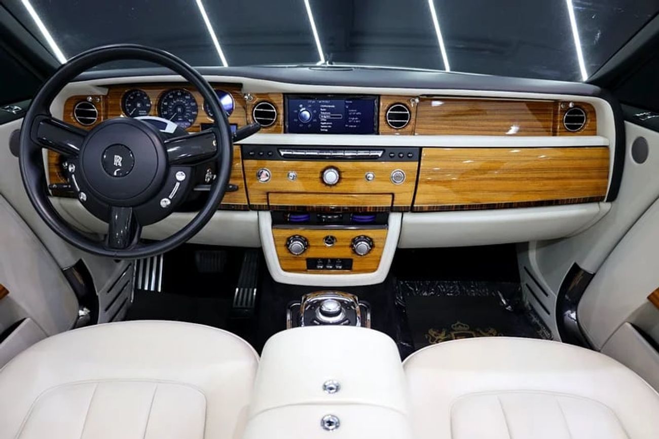 Rolls-Royce Phantom Drophead 6.8L