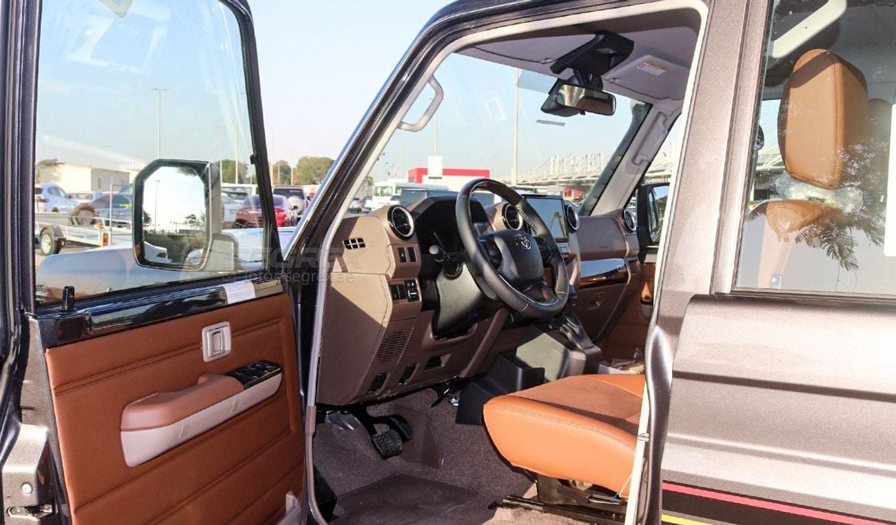 تويوتا لاند كروزر 70 2025 Model Toyota Land Cruiser Hardtop LC76, 2.8L Diesel 4WD 6A/T