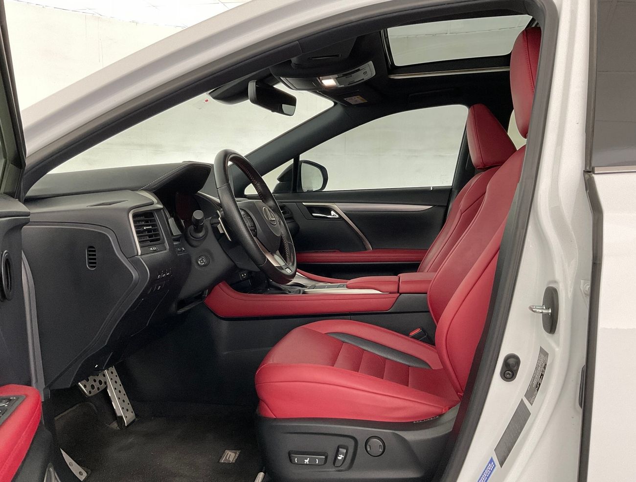 Porsche Macan T | 1 year free warranty | 0 Down Payment