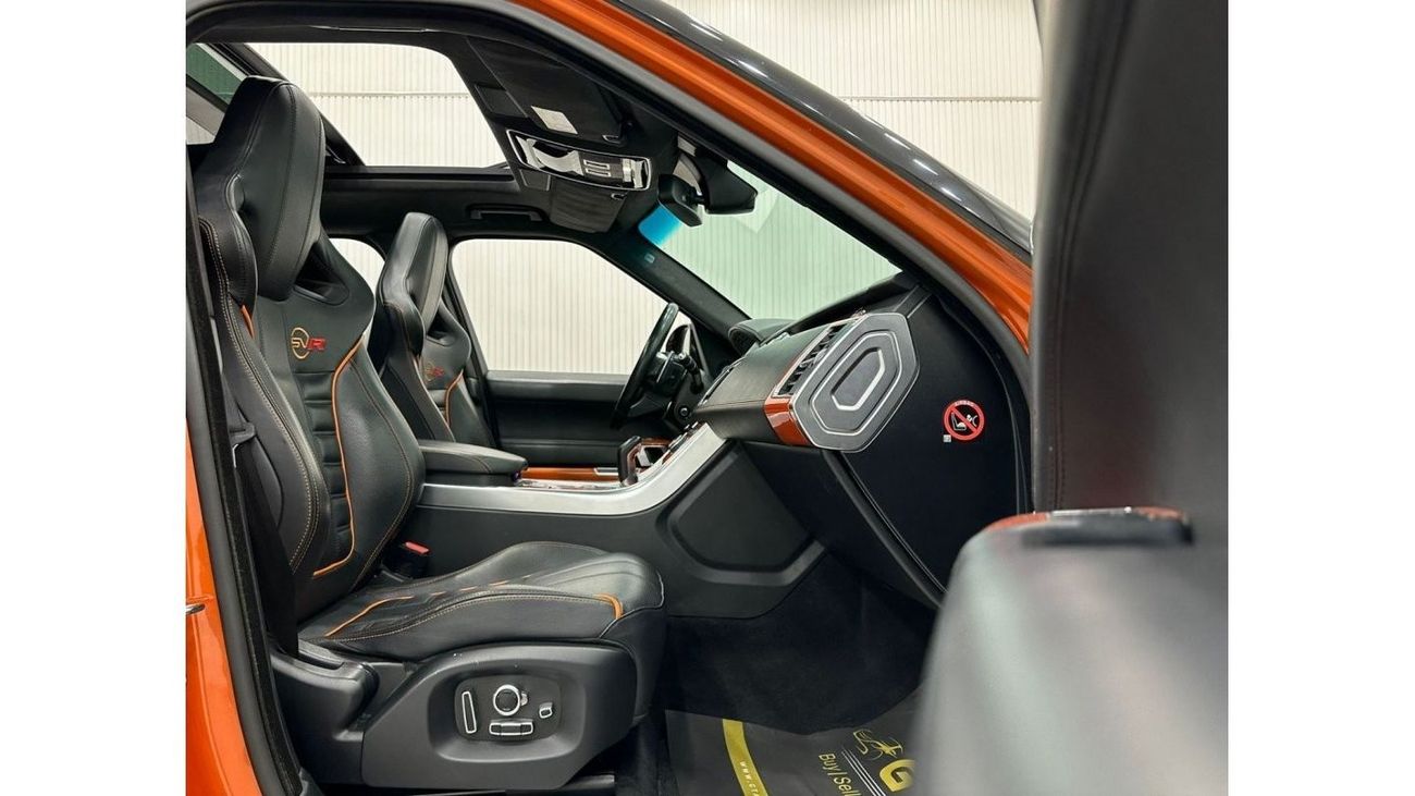 لاند روفر رينج روفر سبورت 2016 Range Rover Sport SVR, March 2025 Agency Warranty + Jan 2026 Service Contract, GCC