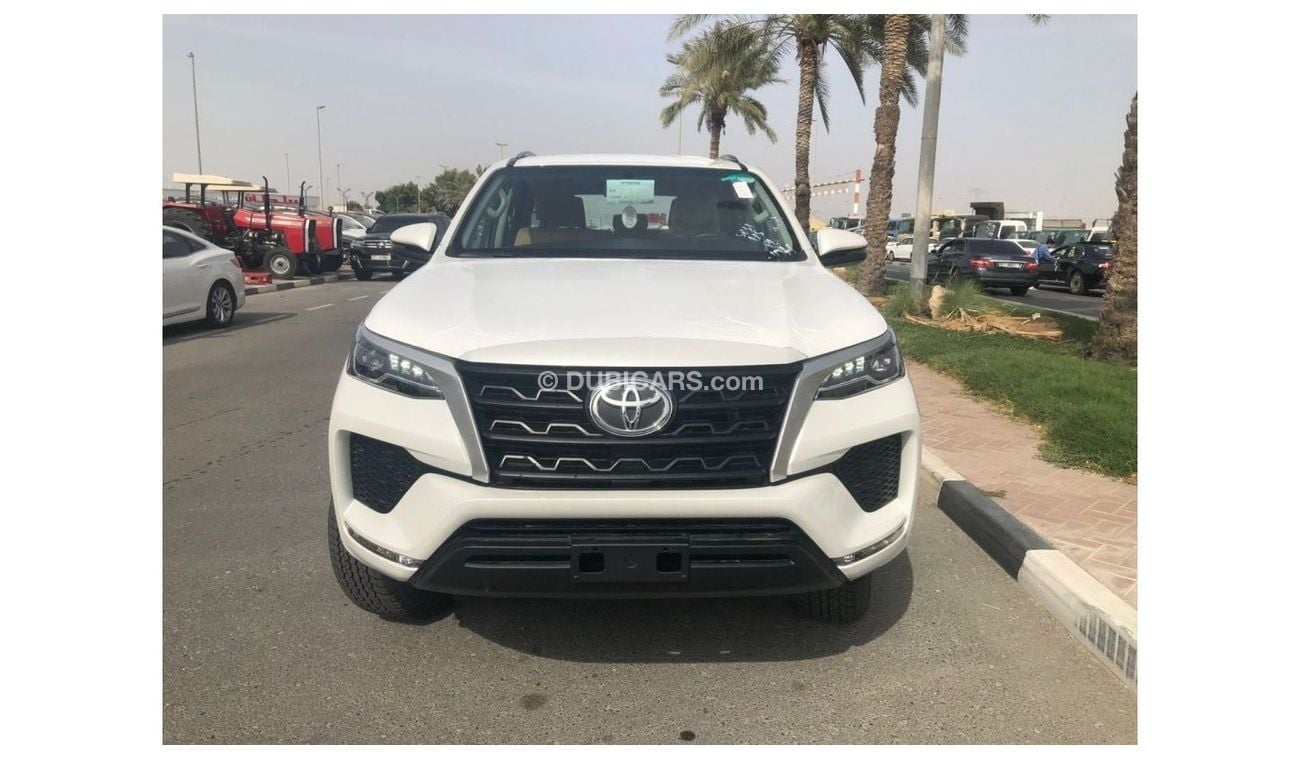 Toyota Fortuner TOYOTA_FORTUNER_4WD_2023_2.7L_PATROL