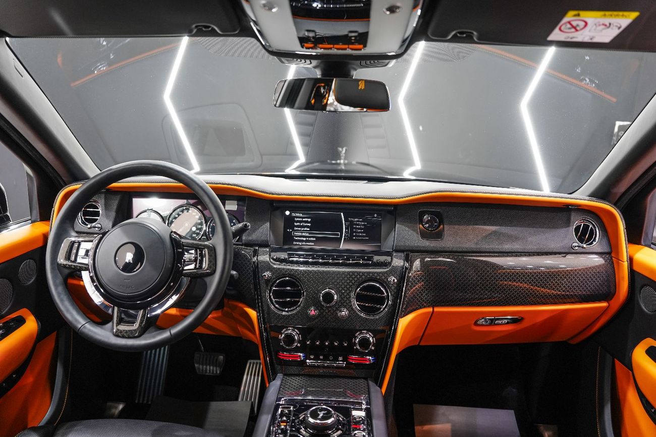 Rolls-Royce Cullinan Black Badge, Rear Entertainment, Starlight Headliner, Dealer Warr + Serv!!