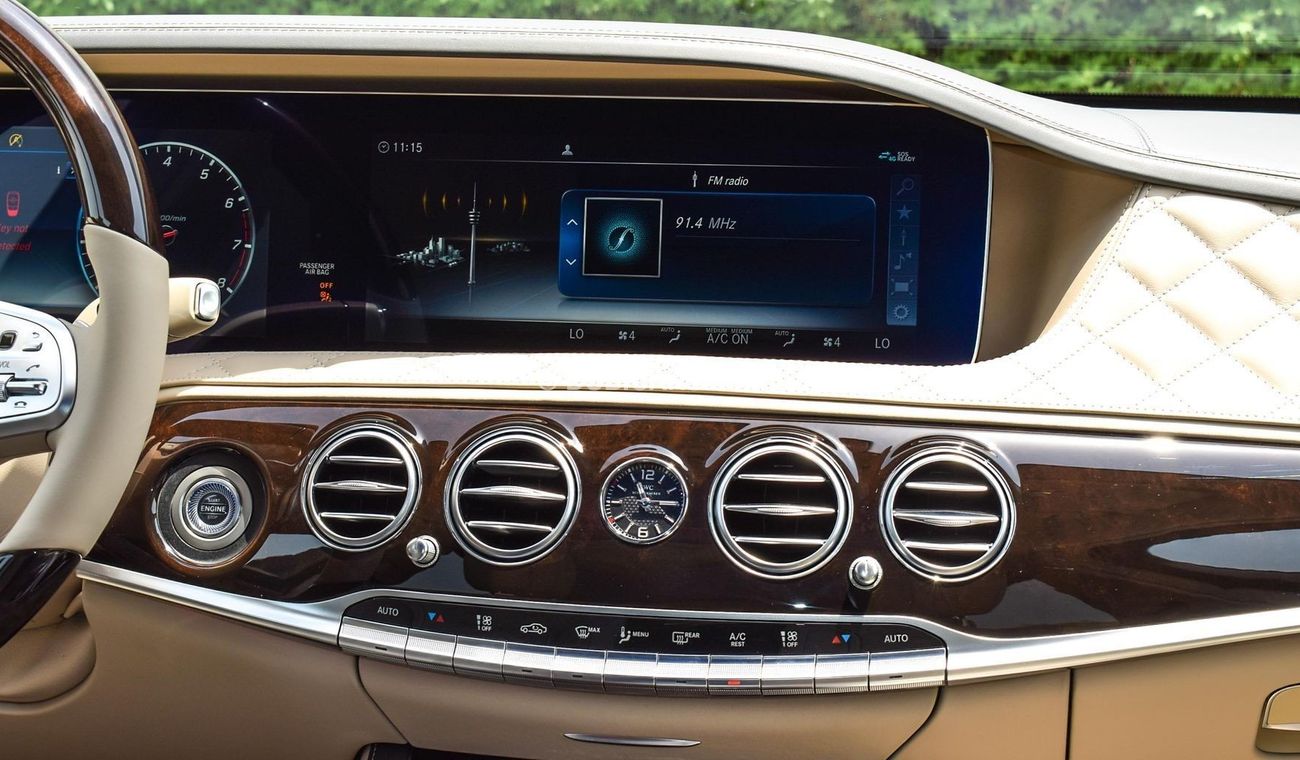 Mercedes Benz S 650 Maybach V12 4Matic GCC SPECS