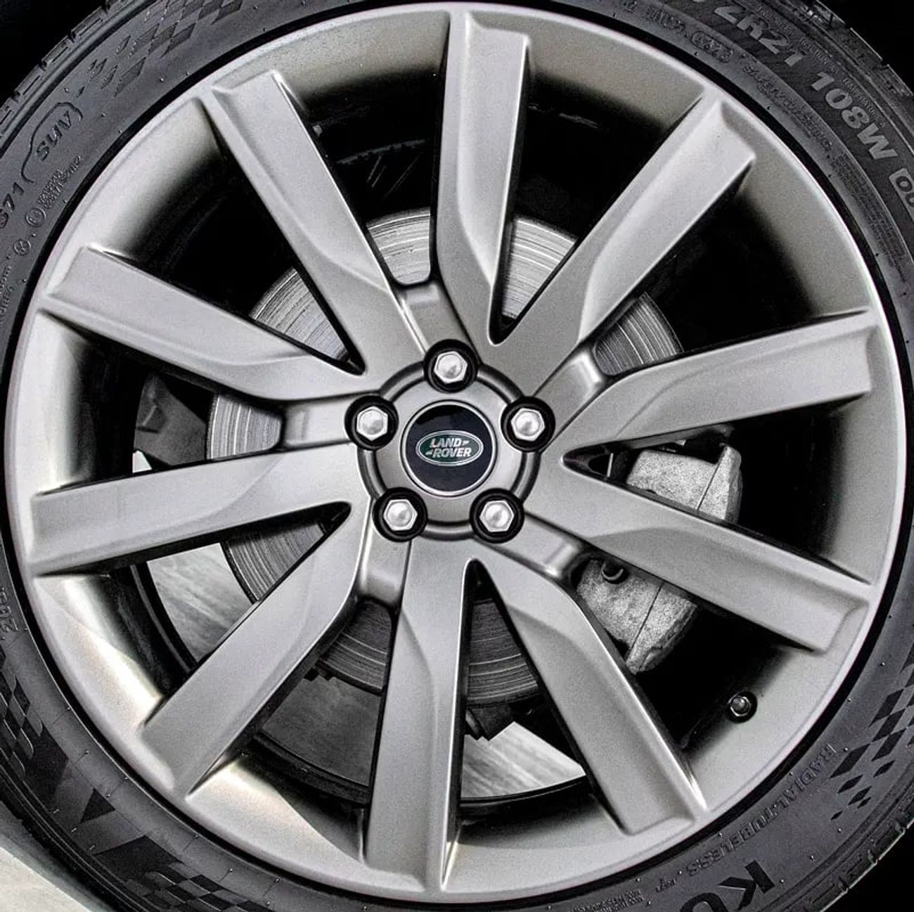 لاند روفر رينج روفر فيلار P300 R-Dynamic 2.0L