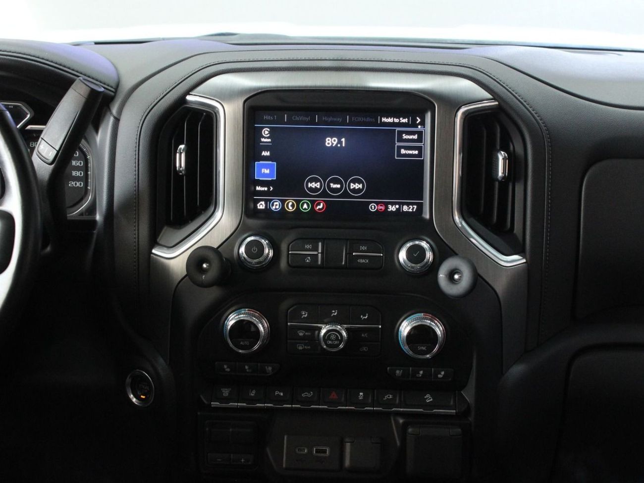 جي أم سي سييرا دينالي