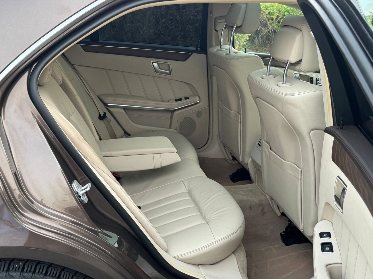 Mercedes-Benz E 400 Std 3.0L 2015 4 MATIC MOONROOF FULL OPTION V6/3.0L CANADA SPEC