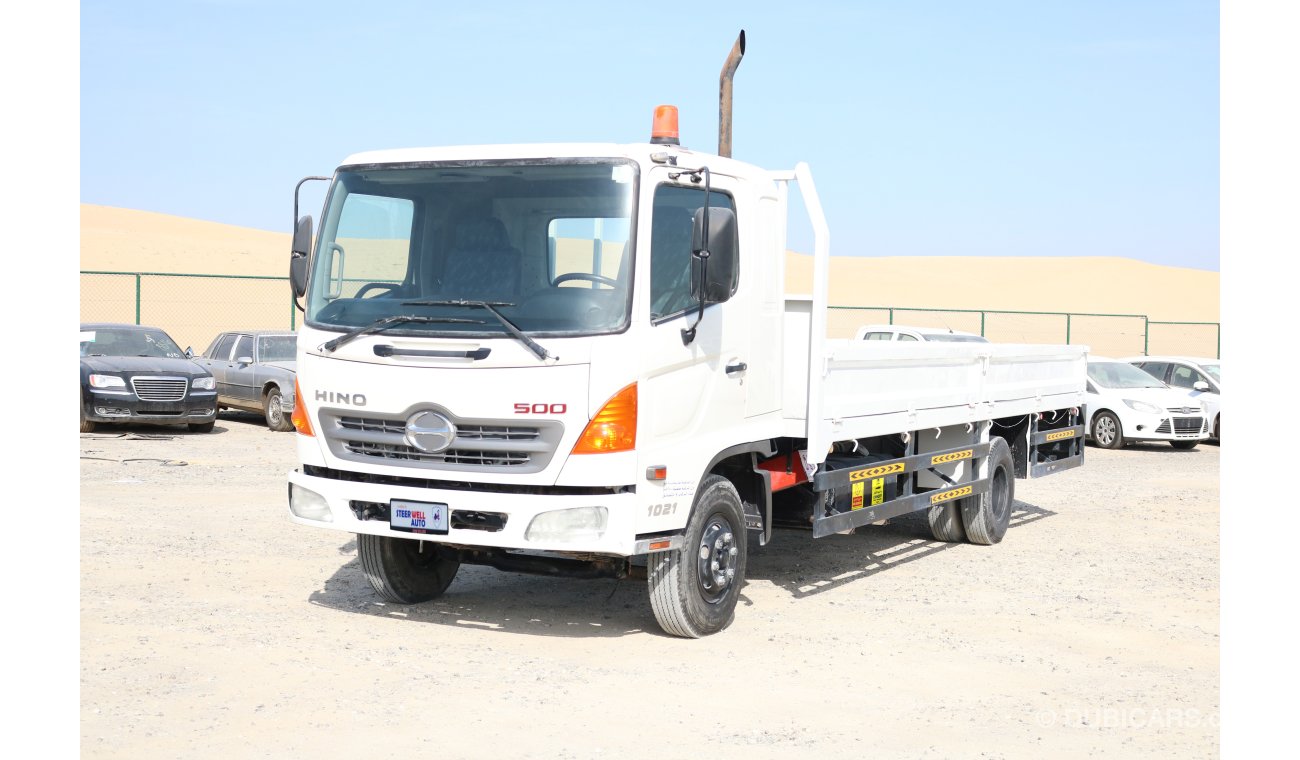 Hino 500 1021 SERIES 7 TON TRUCK