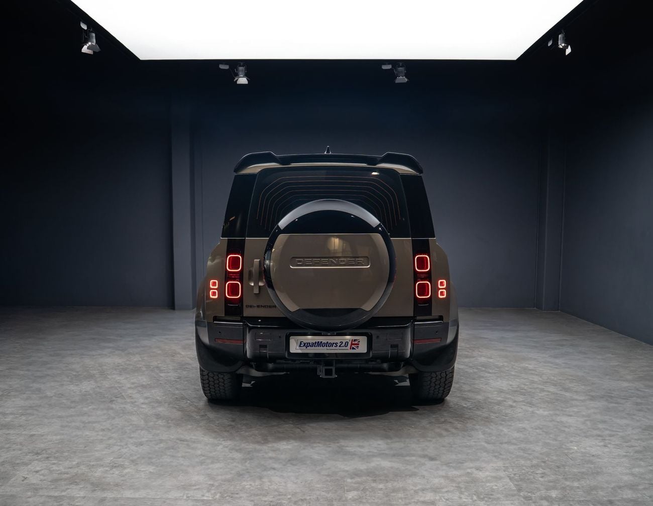 لاند روفر ديفندر P300 110 SE 2.0L (5 Seater)