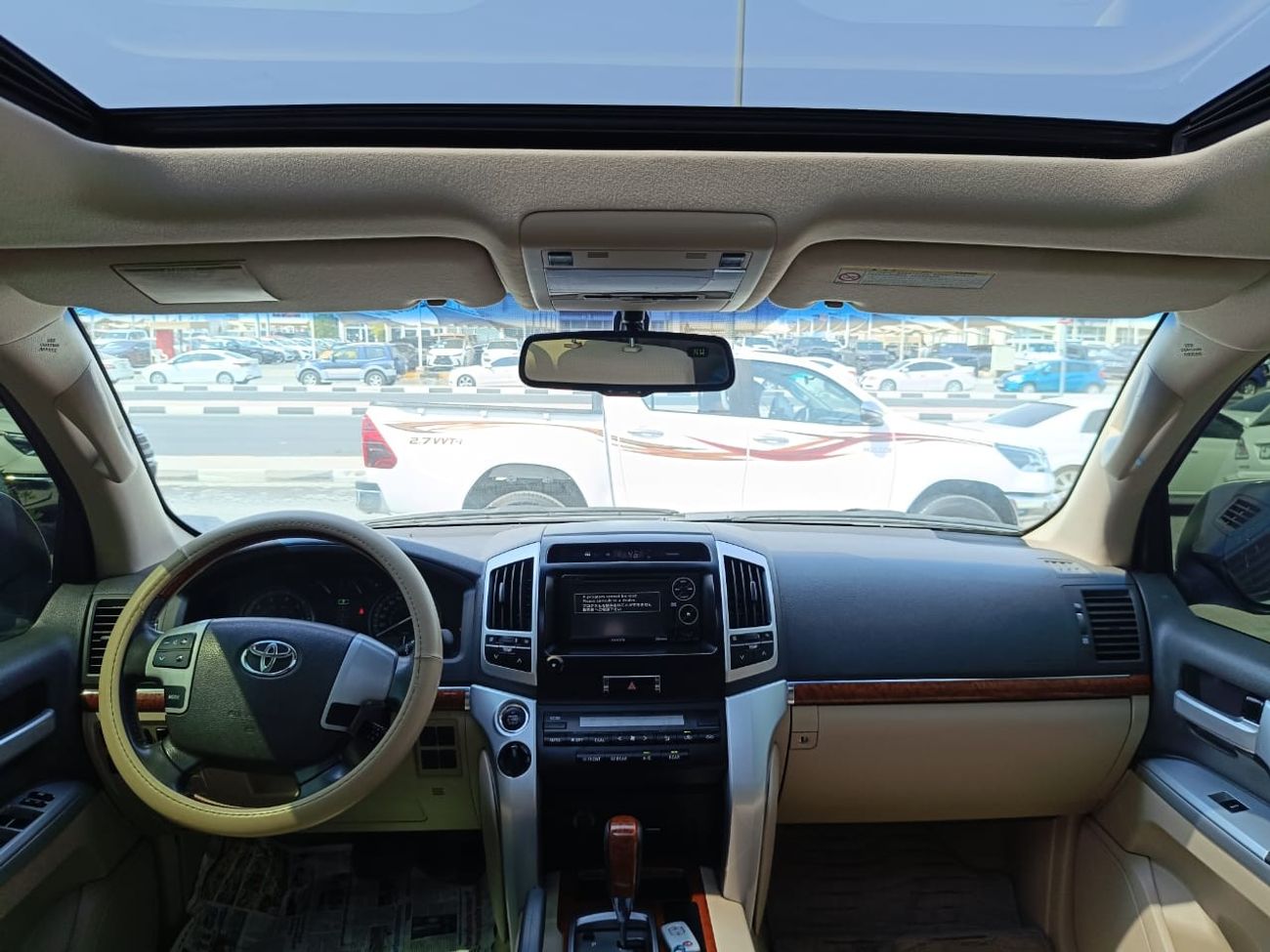 Toyota Land Cruiser VXR The car is very good, in perfect condition, looks clean from the inside and outside without any 