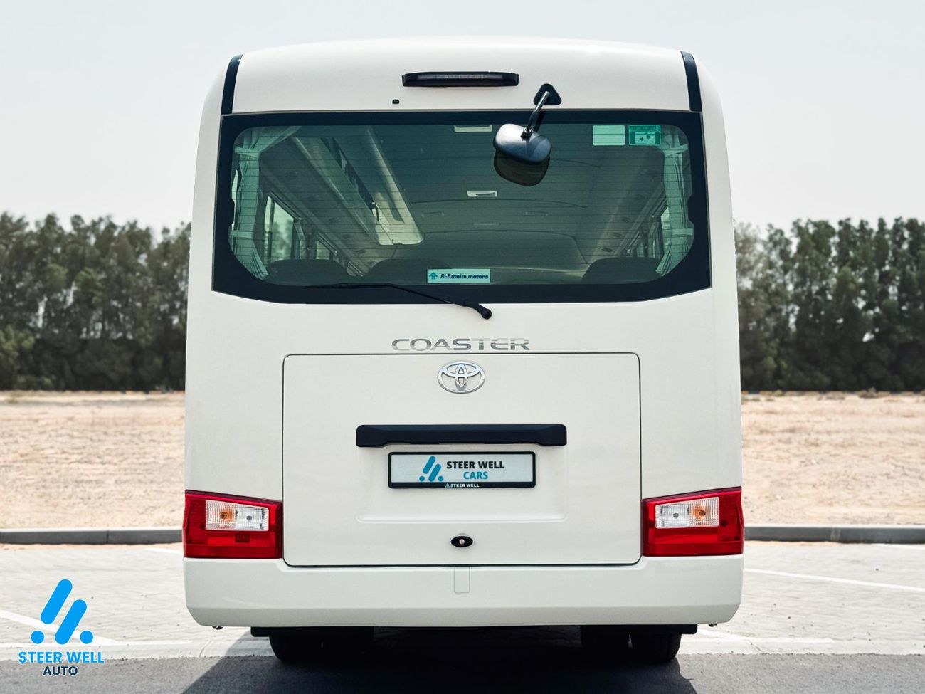 Toyota Coaster 23-Seater Bus 4.0L Diesel RWD GCC Specs Full Option White