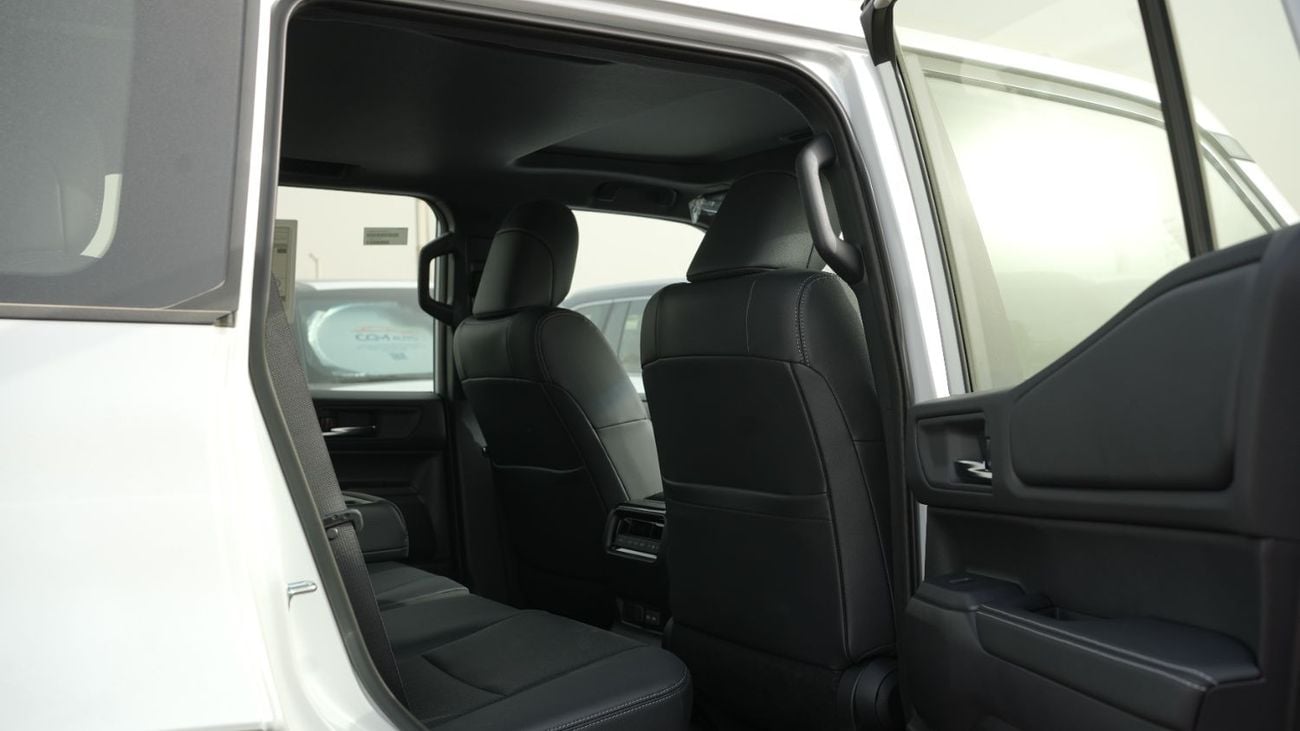 Toyota Prado 2026 Toyota Land Cruiser Prado 2.8L AT Diesel (White-Black)