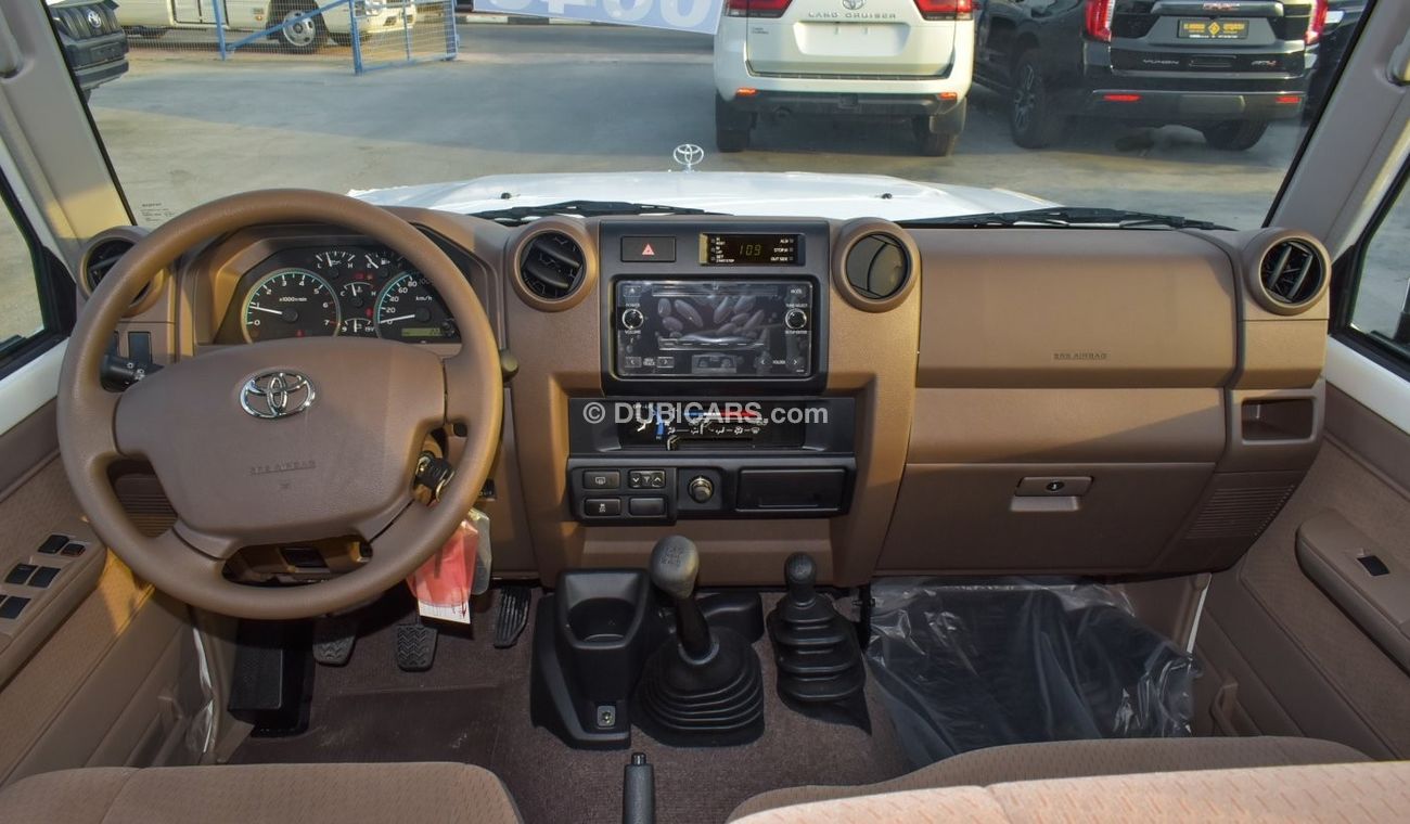 Toyota Land Cruiser 70 4.0L LX V6