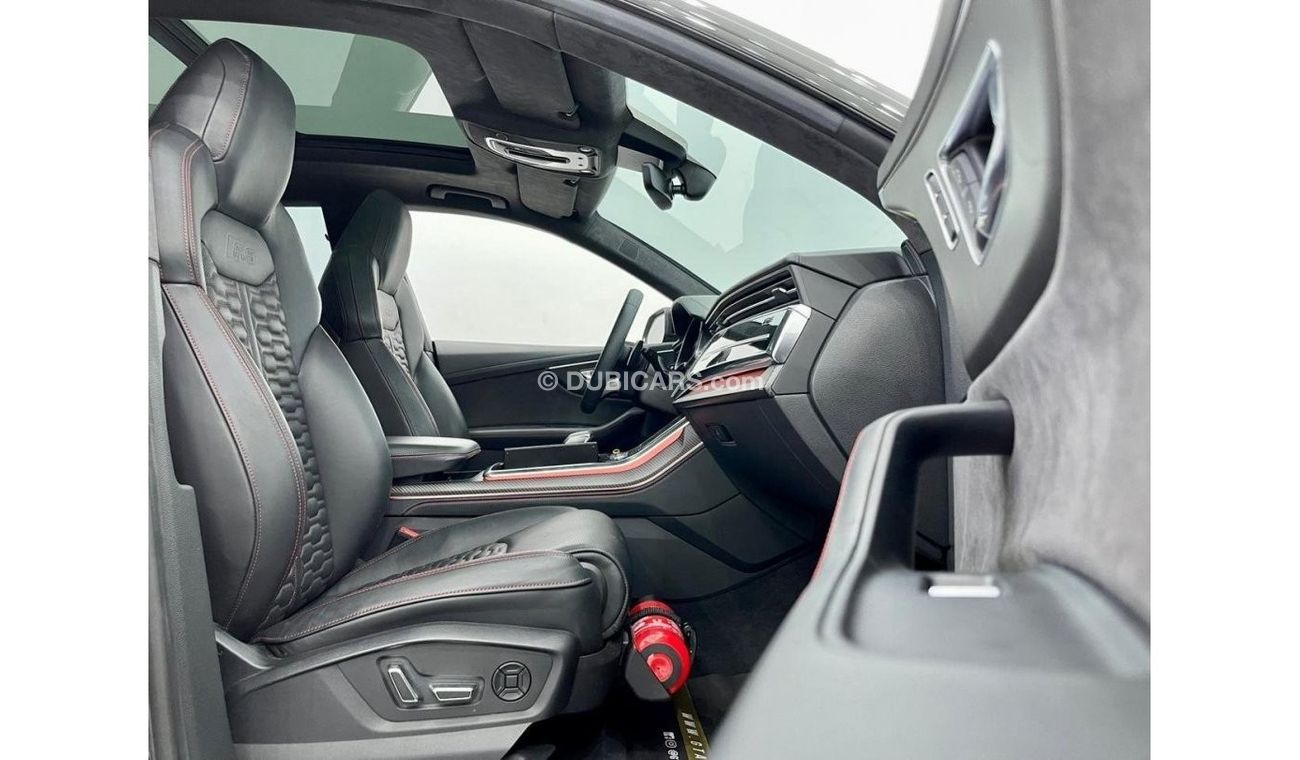 Audi RS Q8 Std 2020 Audi RSQ8 CARBON EDITION, Audi Warranty-Full Service History-Service Contract- GCC