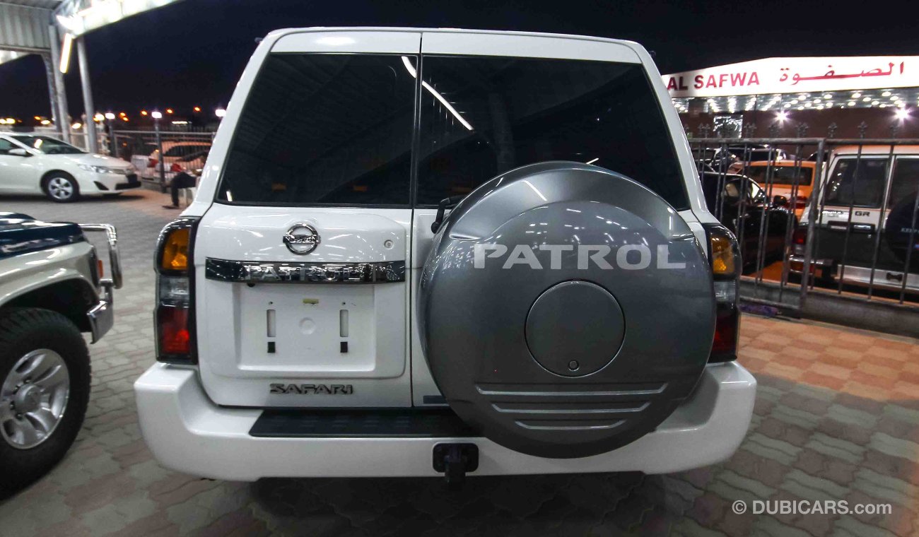 Nissan Patrol Safari