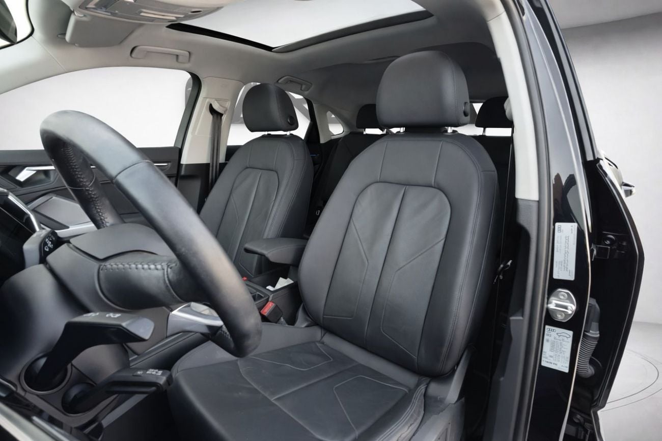 Audi Q3 40 TFSI S Line 2.0L 4WD  AED 2,448 l 0% Down Payment l 40 TFSI S Line Quattro l Full Al