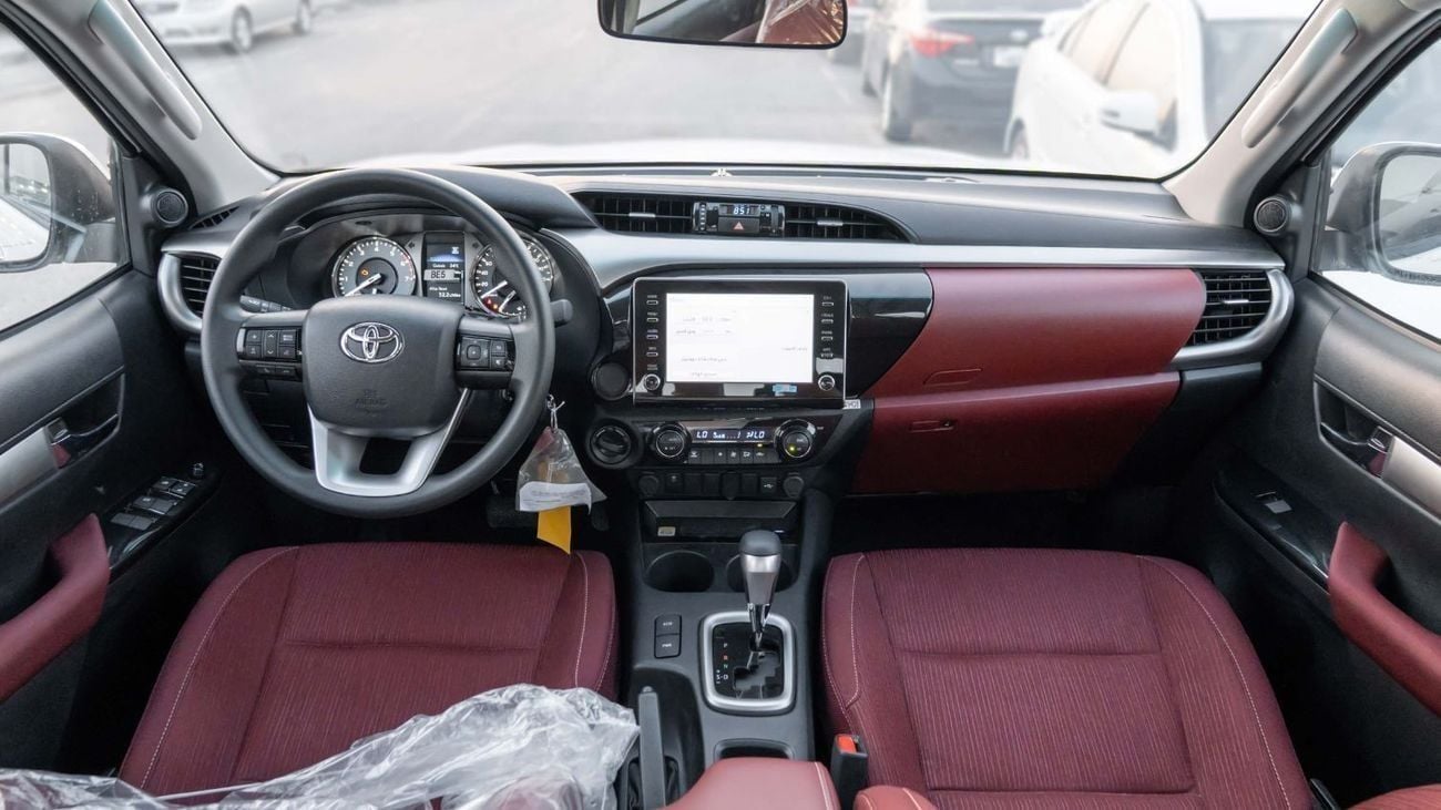 Toyota Hilux 2025 Toyota Hilux 2.7L AT Petrol (White)