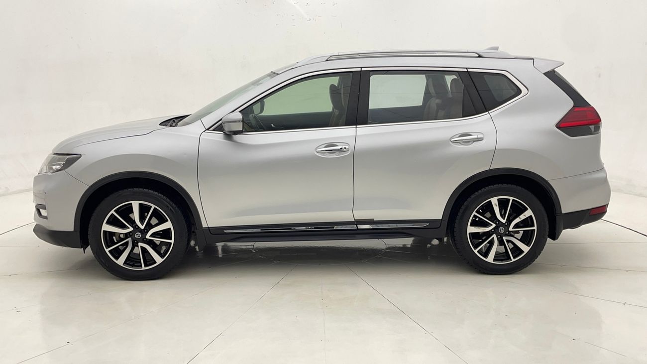 نيسان إكس تريل SL 2.5 | بدون دفعة مقدمة | اختبار القيادة في المنزل