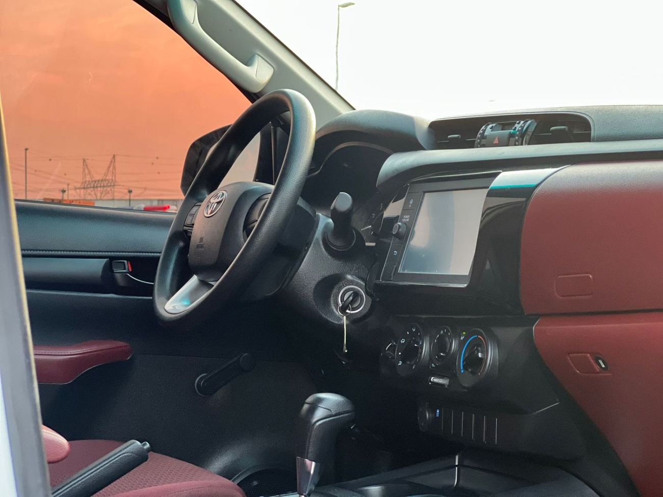 Toyota Hilux Toyota Hilux 2022MODEL Fuel.Petrol Gl Adventure Modified 2.7L v4 AWD 4x4 Rear camera Transmission Au